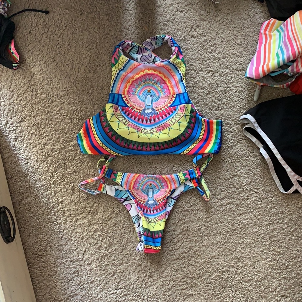 Bathing suit